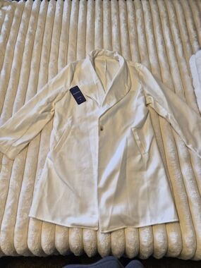 Women’s White Single-Button Coat Small NEW